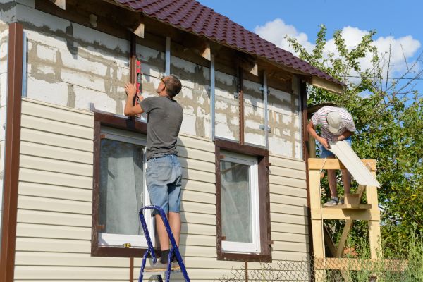 Cost of Handyman Siding Repair in Lima