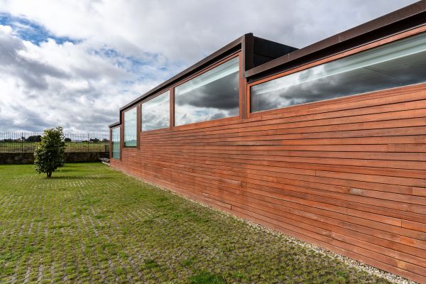 Cost of Wood Cladding Service in Lima
