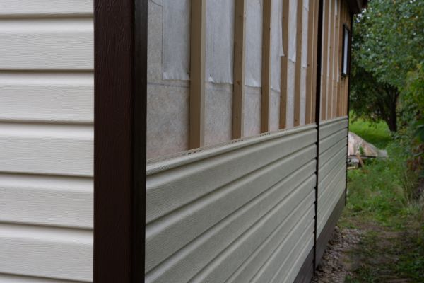 Cost of Fiberboard Siding Installation in Lima