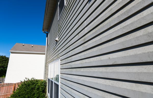 Cost of Vinyl Siding Panel Replacement in Lima