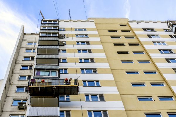 Building Cladding Installation in Lima